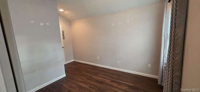 Building Photo - 21 Camp Fire Ln