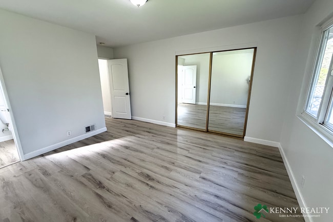 Building Photo - Spacious Remodeled 3 BD/2 BA Home, Bonus Rooms & Large Backyard