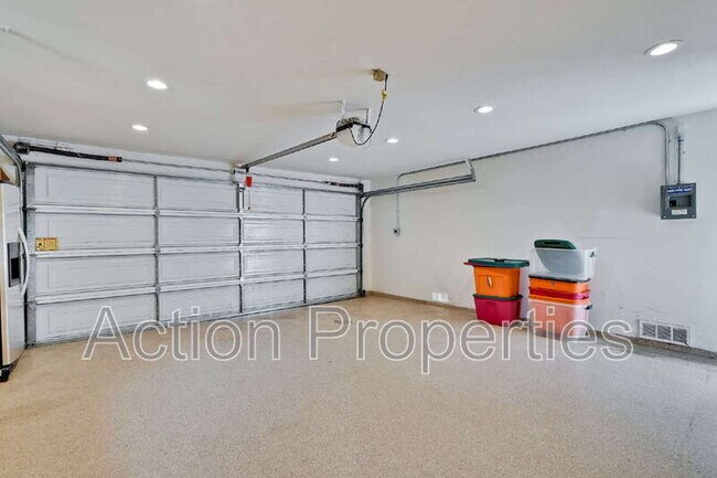 Building Photo - 2704 Doverton Square