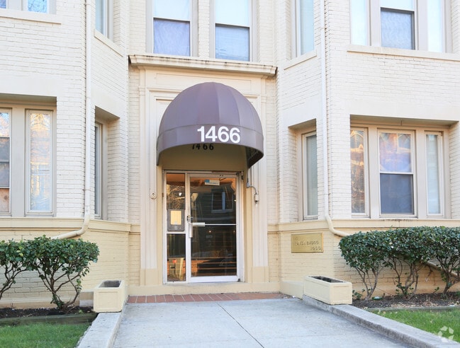 Building Photo - Ravenswood