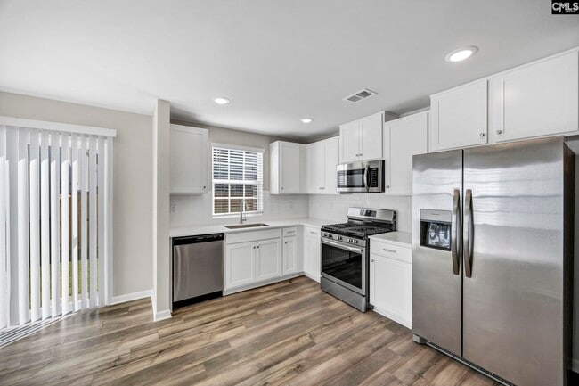 Building Photo - 218 Bones Rd