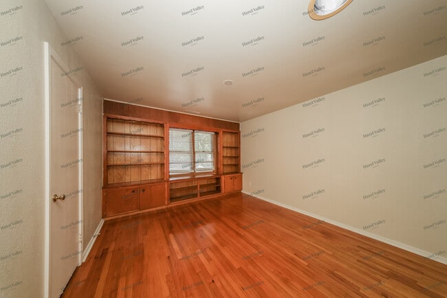Building Photo - 2928 NW 67th St