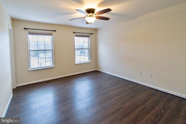 Building Photo - 9911 Blade Ct