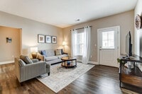 Building Photo - 851 Sherwood Ln