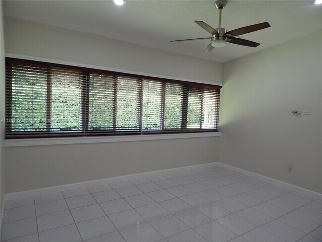 Building Photo - 11530 SW 92nd St