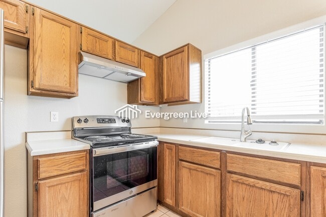 Building Photo - 5990 N Eden Brook Lane