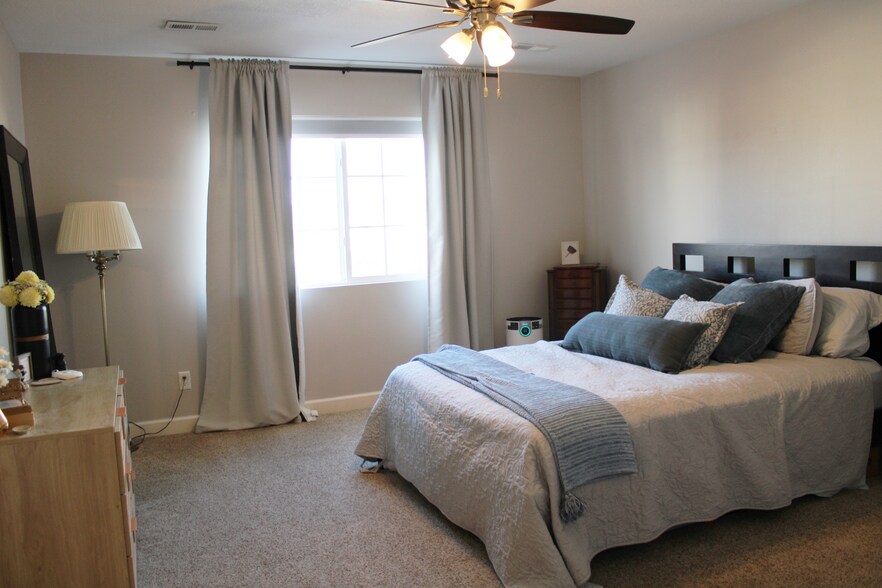 Building Photo - 10022 Agate Ln