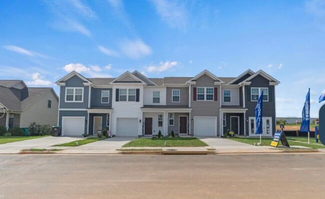 Building Photo - 411 Tevis St