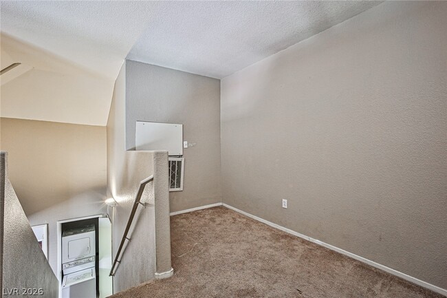 Building Photo - 5125 W Reno Ave