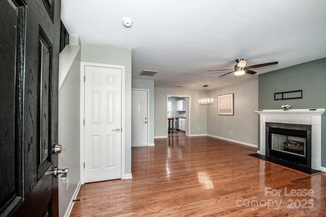 Building Photo - 17307 Villanova Rd
