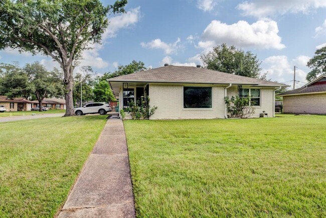 Building Photo - 1730 Wilde Rock Way