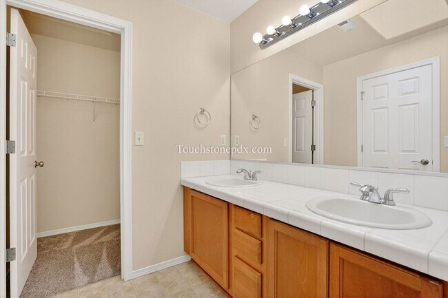 Building Photo - 1509 SW 175th Ave