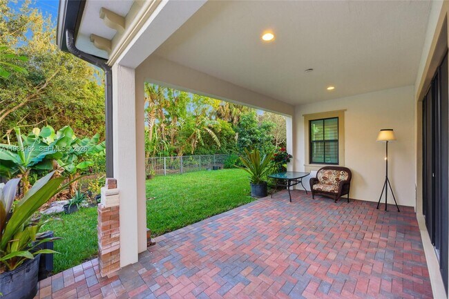 Building Photo - 9220 Meridian Dr N