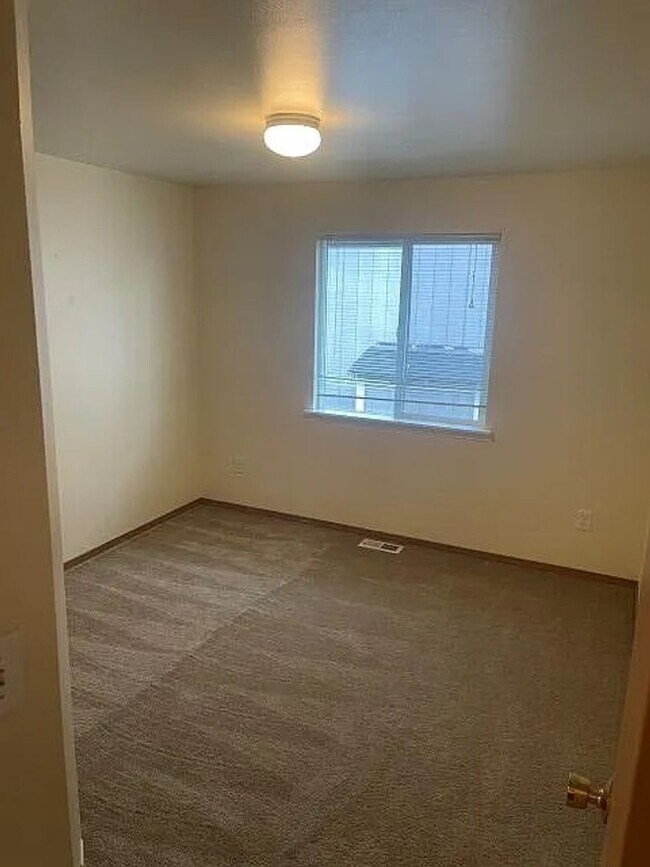 Building Photo - 3Bd/2Ba Marysville House