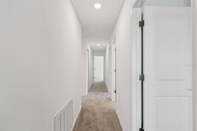 Building Photo - 1712 Tropical Oasis Ave