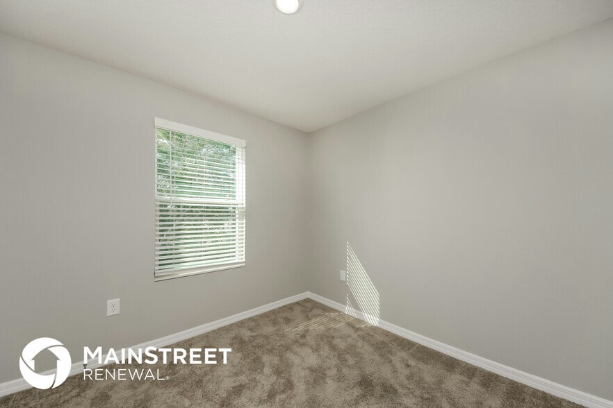 Building Photo - 204 Fig Ct