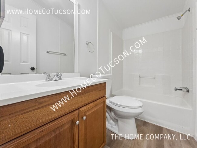 Building Photo - 5281 E Branding Iron Dr