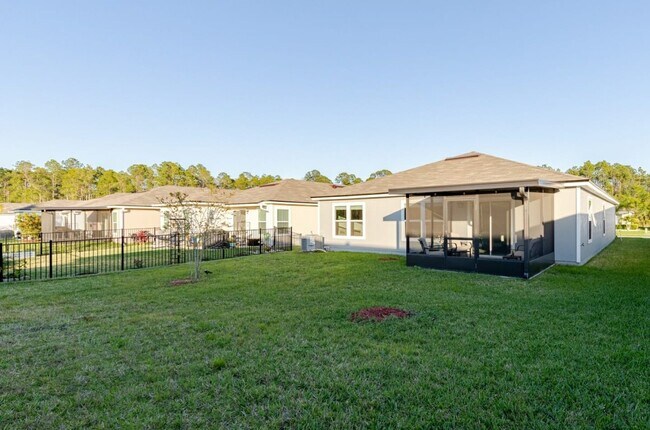 Building Photo - 3 Pinnacle Pl