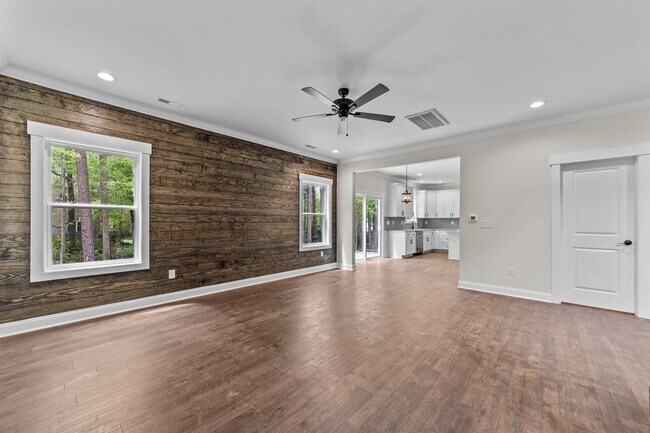 Building Photo - 4050 Daugherty Rd