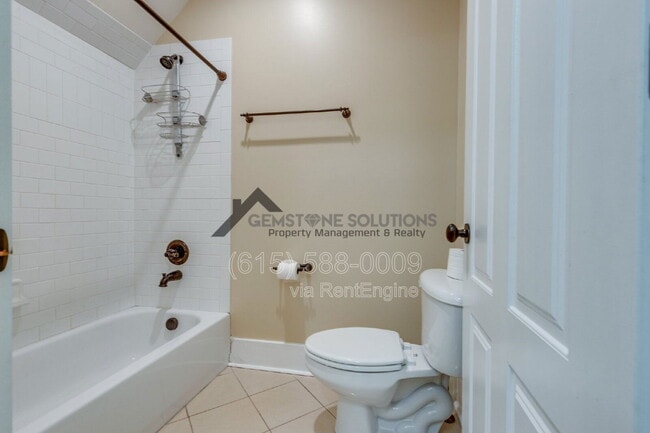 Building Photo - 210 38th Ave N