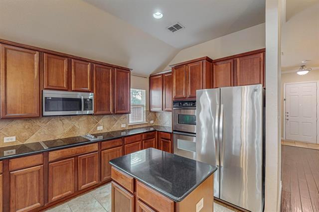 Building Photo - 11680 Mansfield Dr