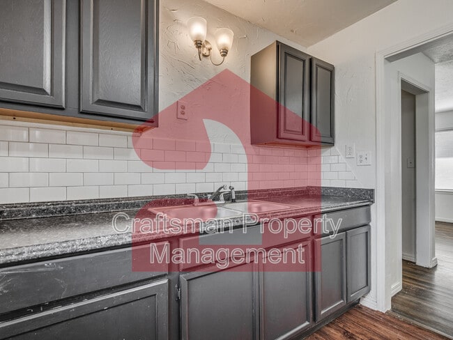 Building Photo - 2017 Downing St