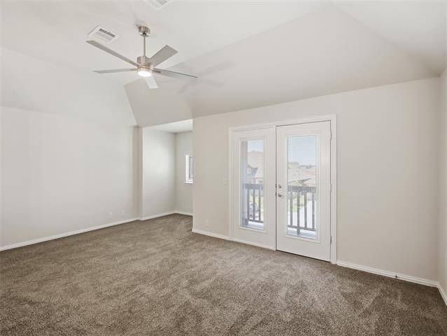 Building Photo - 201 Sweetwater Dr