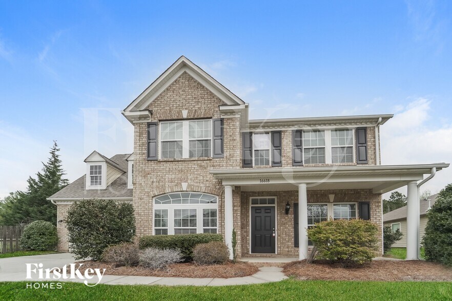 Building Photo - 16618 Grassy Creek Dr