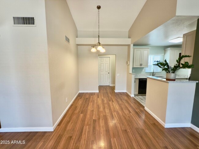 Building Photo - 4448 E Fremont St