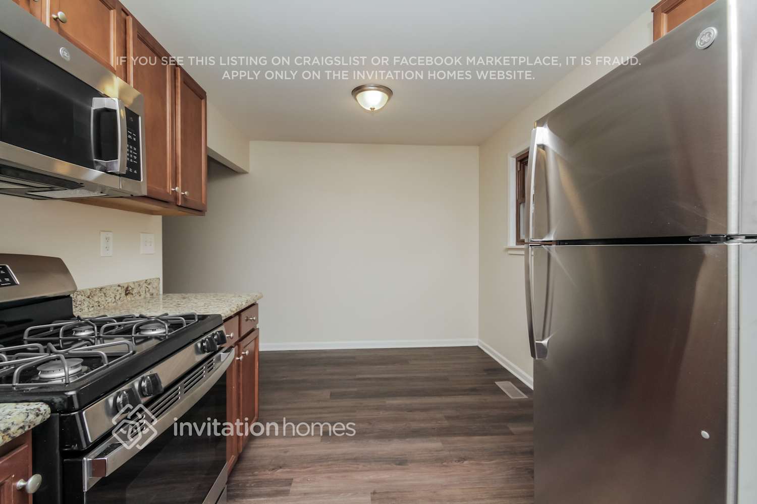 Building Photo - 141 Queenswood Rd