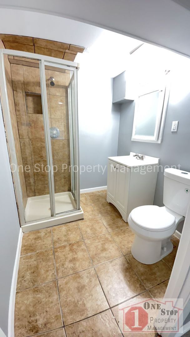 Building Photo - Beautiful 3 Bedroom 2 Bathroom in Kansas City