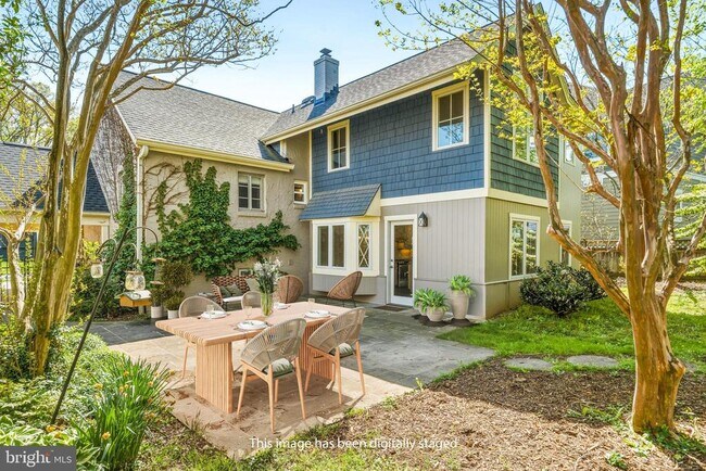 Building Photo - 2238 Meridian St