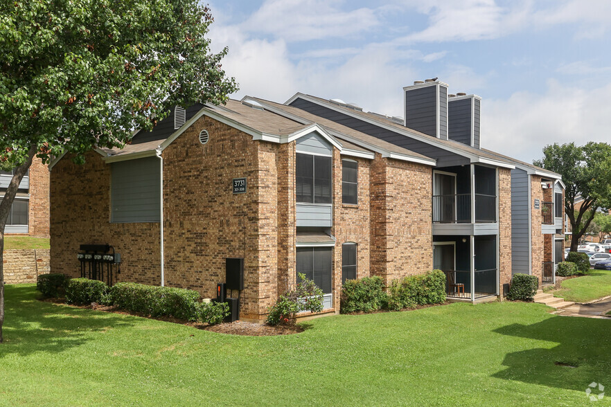 Montoro - 3701 W Pioneer Dr Irving TX 75061 | Apartment Finder