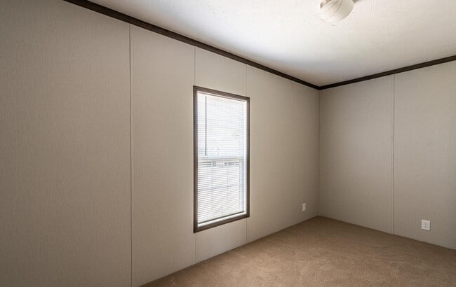 Building Photo - 139 Hubert Blvd