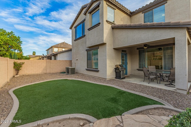 Building Photo - 3143 S Southwind Dr