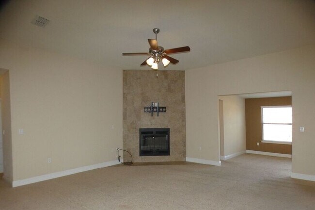 Building Photo - 5462 Turbine Way