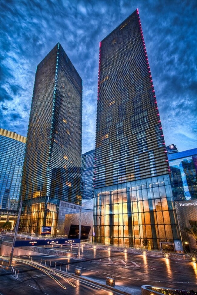 Building Photo - Wake Up to the Las Vegas Skyline – Premium 2-Bedroom Unit with Wall-to-Wall Windows