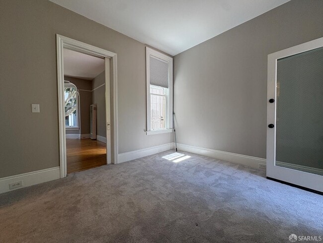 Building Photo - 236 Clinton Park