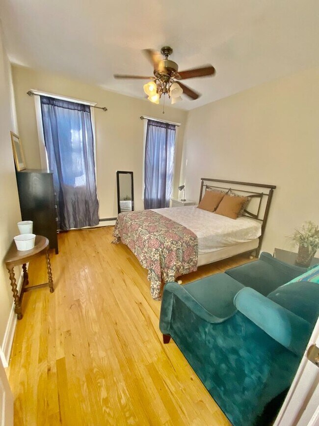 Building Photo - 50 Irving St