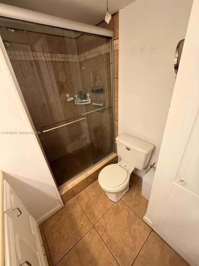 Building Photo - 8220 Sunrise Lakes Blvd