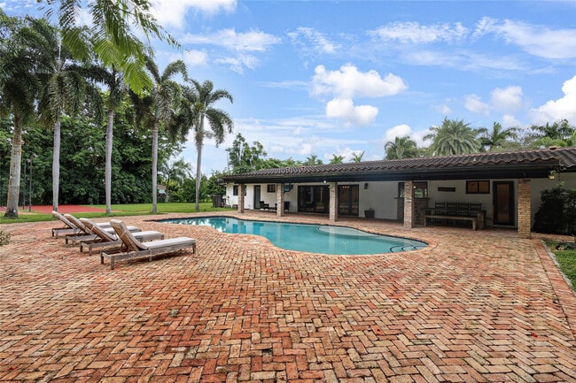 Building Photo - 14701 SW 63rd St