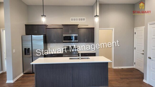 Building Photo - 15824 Riley St