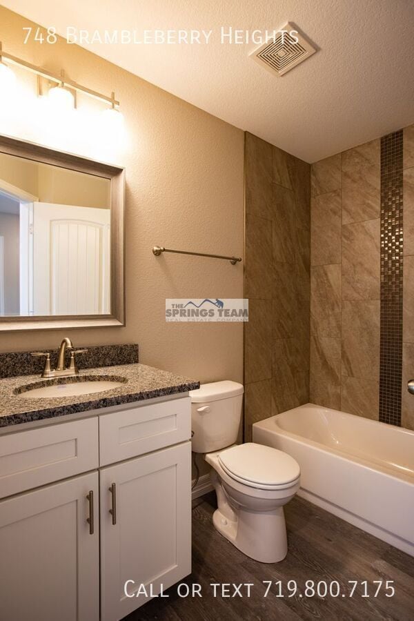 Building Photo - 748 Brambleberry Hts