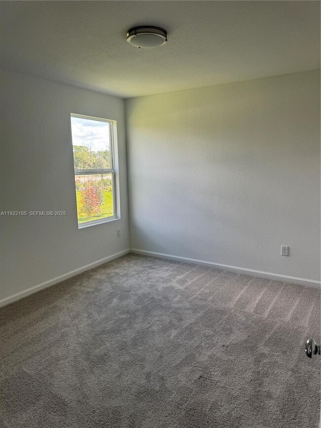 Building Photo - 5885 Sweetwood Dr