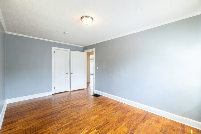 Building Photo - 1314 Goldleaf St
