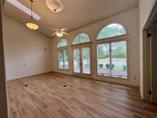 Building Photo - 8601 Harvest Ridge Dr