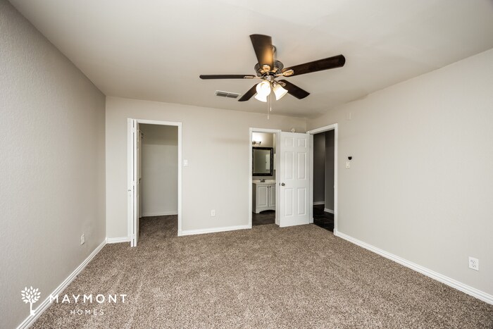Building Photo - 2114 High Bluff Dr