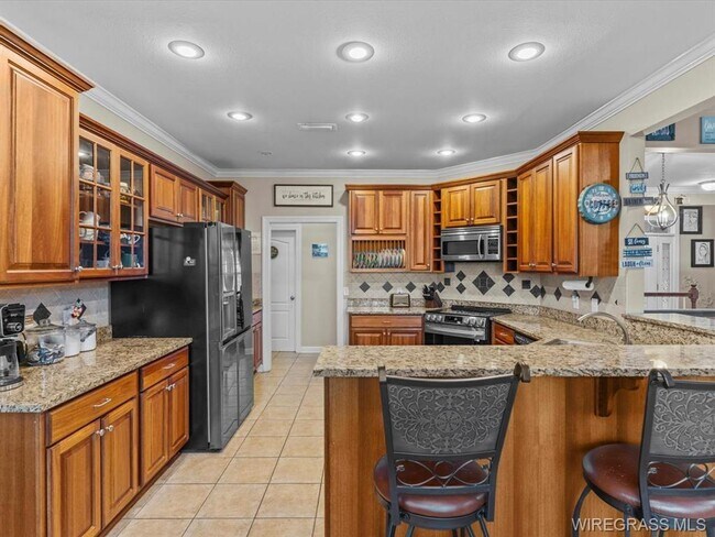 Building Photo - Available December!