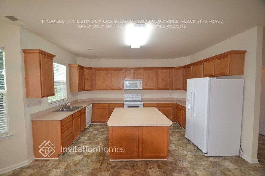 Building Photo - 9125 Viscount Ln