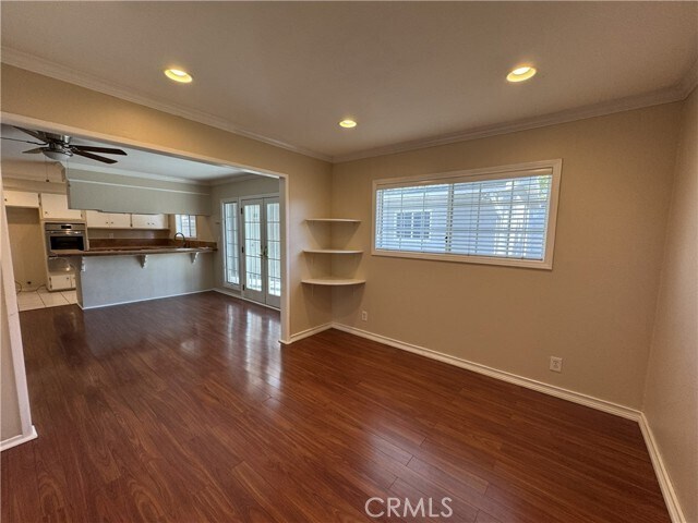 Building Photo - 5042 Briarhill Dr